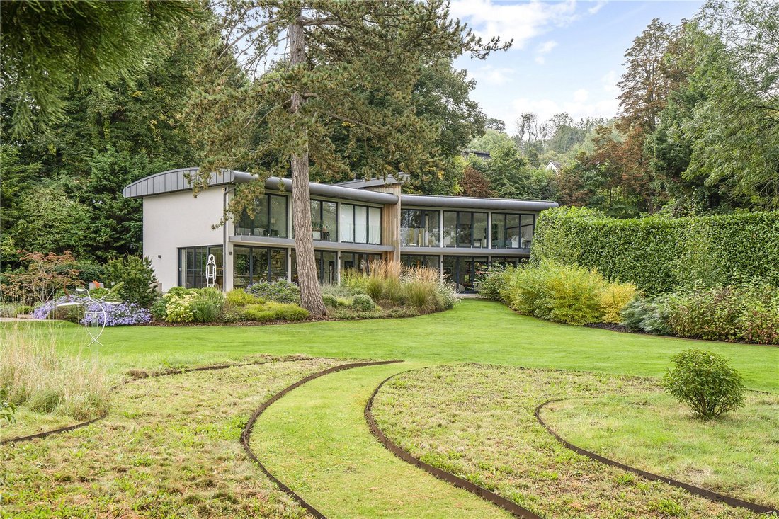 House in Cookham, England 1 - 15536916