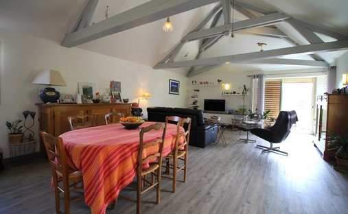 Castle for Sale in Prayssac, Occitanie, France