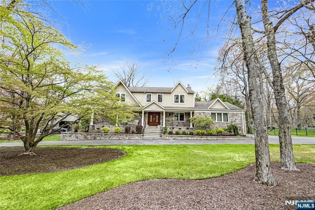 House in Woodcliff Lake, New Jersey, United States 1 - 15537223