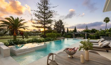 Villa in Marbella, Andalusia, Spain 3