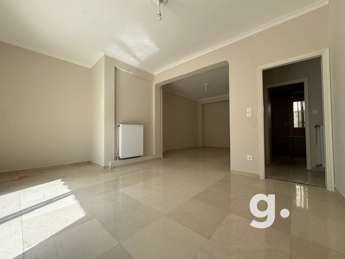 Apartment in Sunoikia Kolonakiou, 1st District of Athens, Athens 3 - 15535878