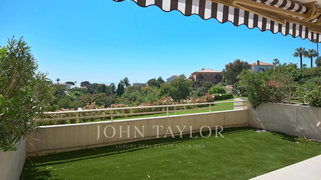 Apartment in Cannes, Provence-Alpes-Côte d'Azur, France 2 - 14967608