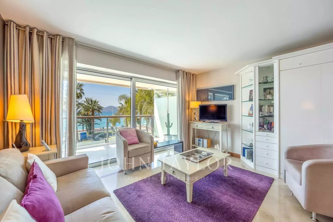 Apartment in French Riviera, Provence-Alpes-Côte d'Azur, France 3 - 14967556