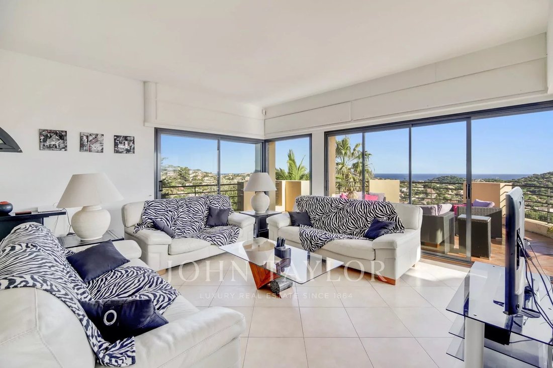 Villa in Ville-Les Saquedes-Le Bouillonnet, Sainte-Maxime, France 4 - 14509974