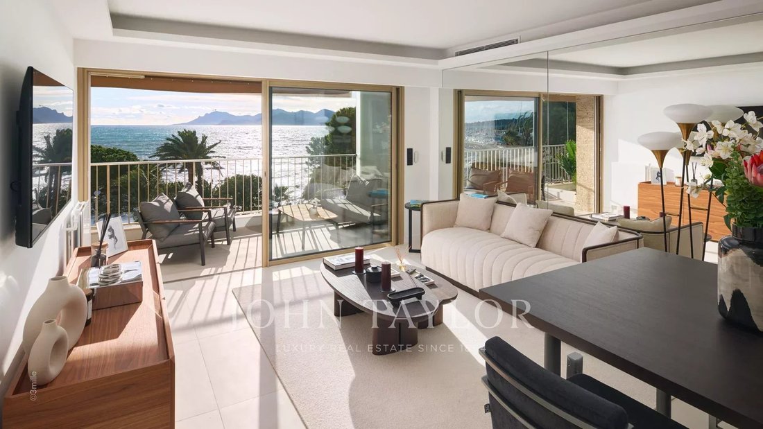 Apartment in Cannes, Provence-Alpes-Côte d'Azur, France 1 - 14967227