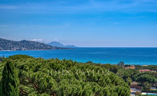 House in Sainte-Maxime, Provence-Alpes-Côte d'Azur, France 1