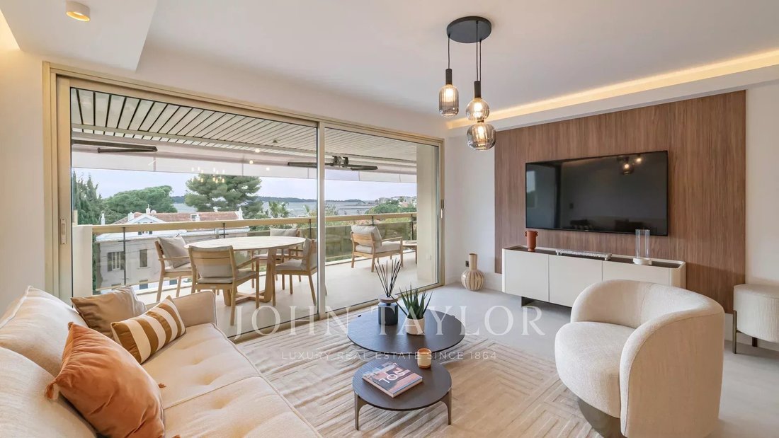 Apartment in La Source, Cannes, France 4 - 15228739