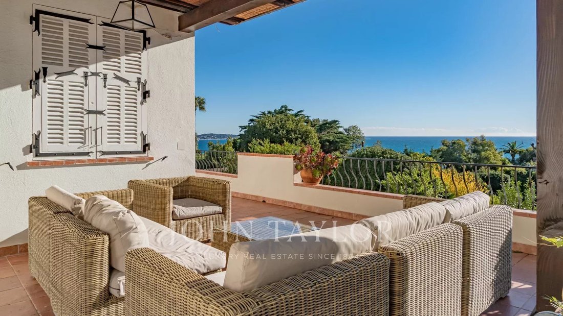 Villa in Cannes, Provence-Alpes-Côte d'Azur, France 4 - 15172255