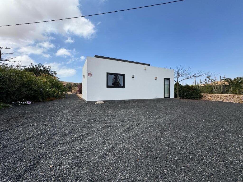 House in Puerto del Rosario, Canary Islands, Spain 3 - 15539413
