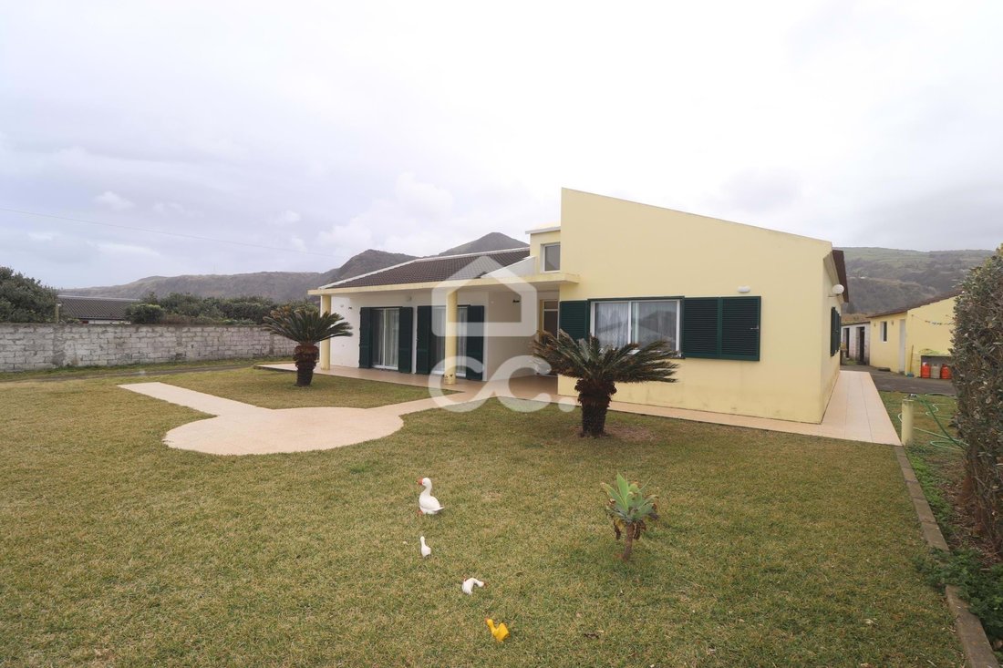 Villa in Mosteiros, Azores, Portugal 2 - 15536019