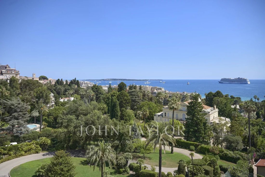 Apartment in Cannes, Provence-Alpes-Côte d'Azur, France 1 - 14967265