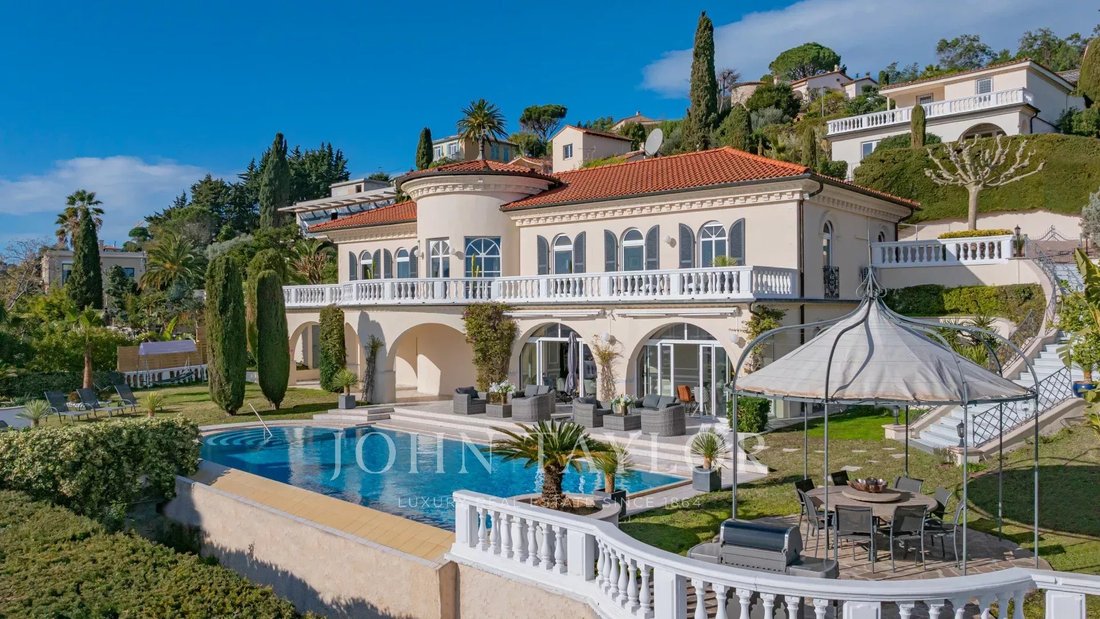 Villa in Les Termes, Mandelieu-la-Napoule, France 1 - 15112230