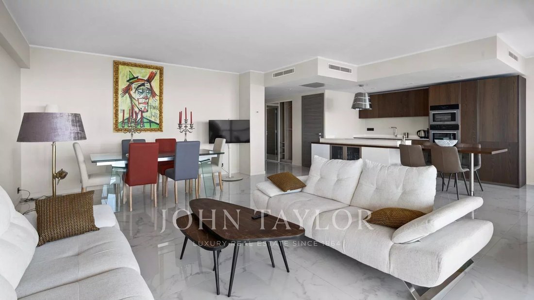 Apartment in Saint Nicolas, Cannes, France 3 - 14967273