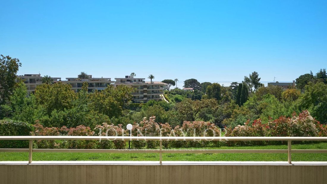 Apartment in Cannes, Provence-Alpes-Côte d'Azur, France 3 - 14967608