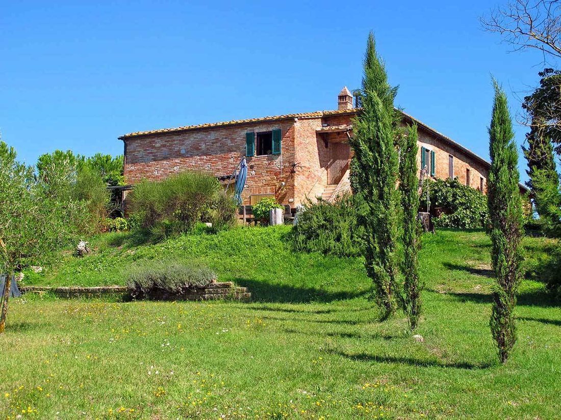Autres à Bolgione, Toscane, Italie 2 - 15538168