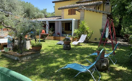 Villa à Amelia, Ombrie, Italie 1