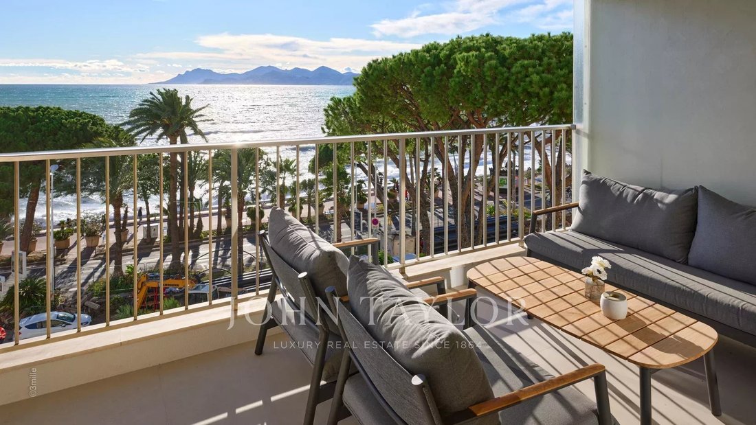 Apartment in Cannes, Provence-Alpes-Côte d'Azur, France 3 - 14967227