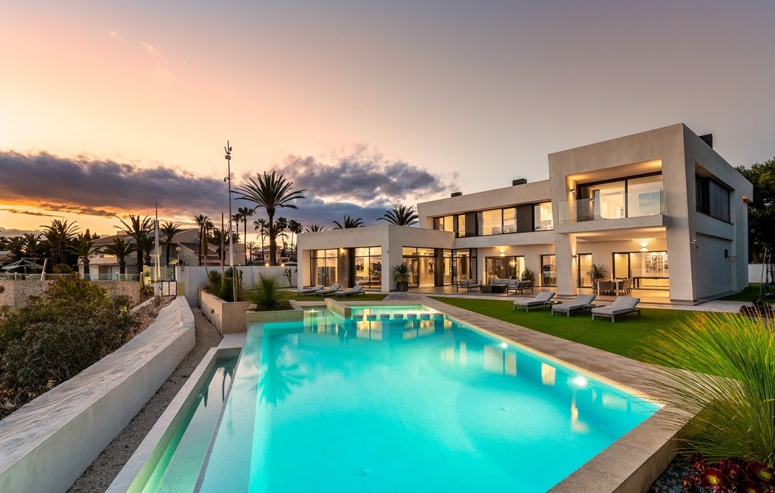 Villa in Cabo Roig, Orihuela, Valencian Community 4 - 15538314