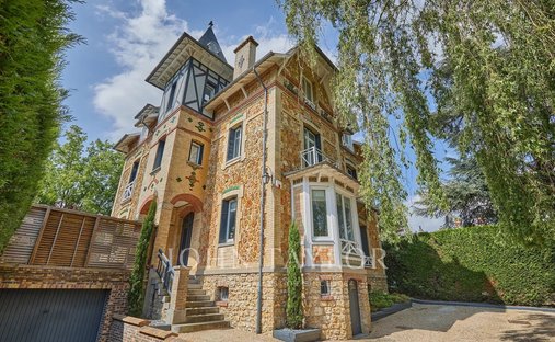 House in Orgeval, Ile-de-France, France 1