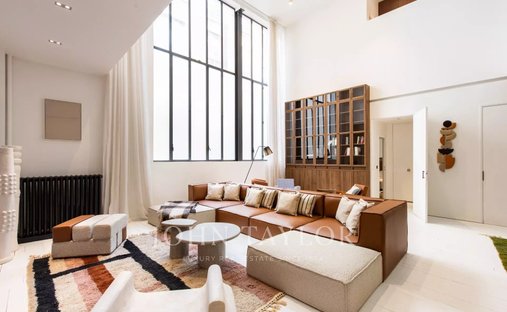 Apartment in Lorette-Martyrs, Paris 9e Arrondissement, Paris 1