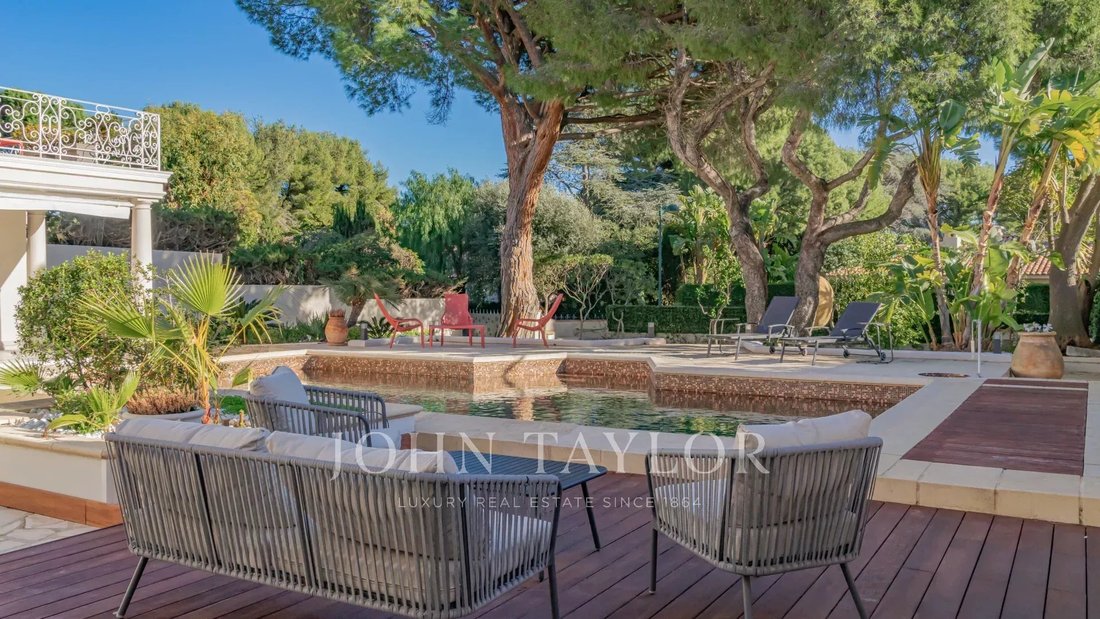 Villa a Saint-Jean-Cap-Ferrat, Provenza-Alpi-Costa Azzurra, Francia 2 - 14855340