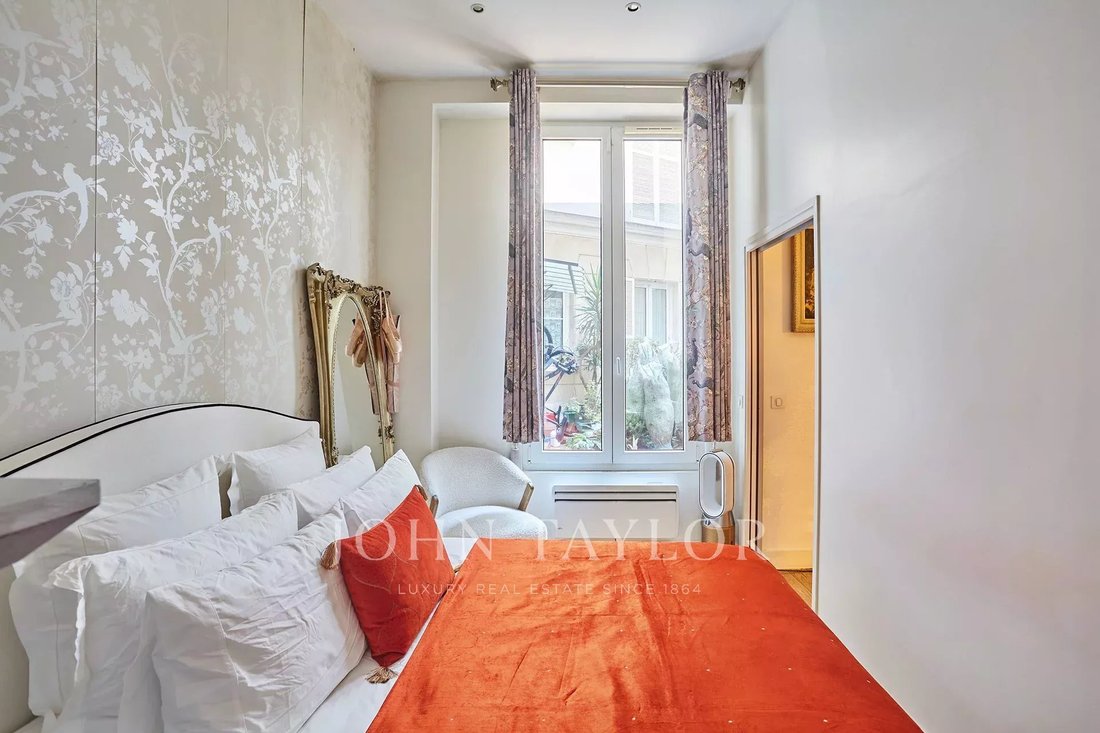 Apartment in Saint Philippe du Roule, Paris 8e Arrondissement, Paris 4 - 15033457