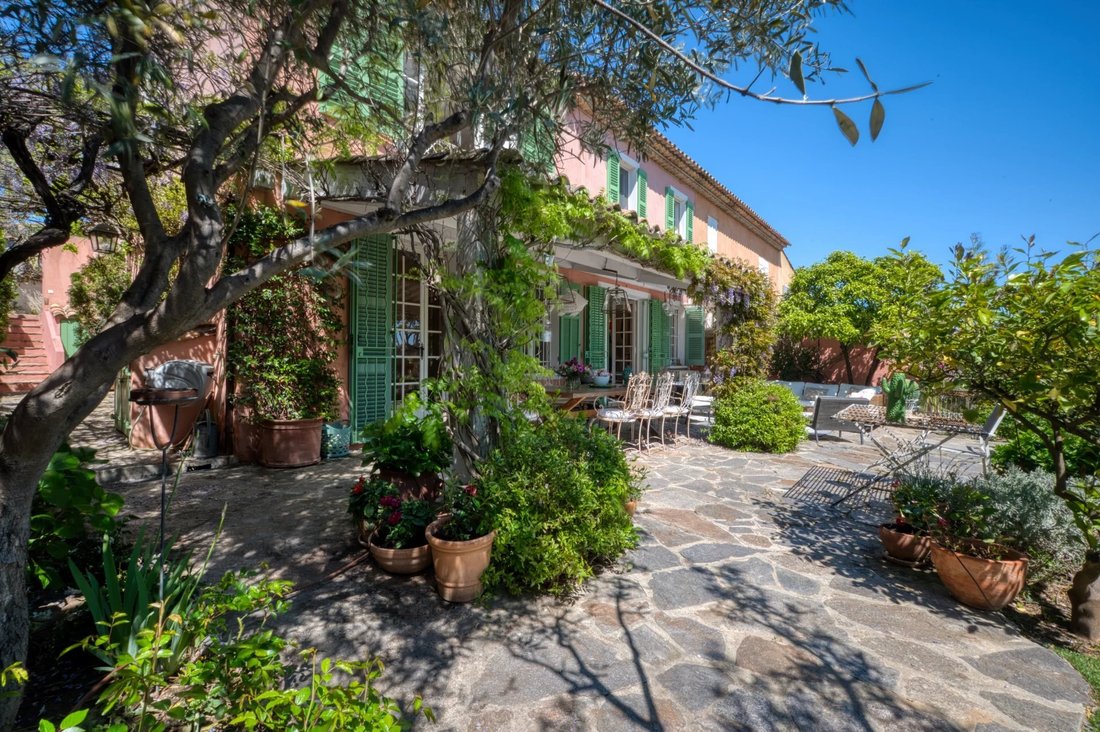 Villa in Zone Est Diffuse, Saint-Tropez, France 2 - 15254729