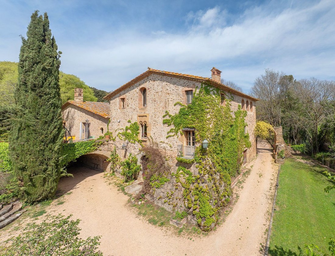 Country House in la Bisbal d'Emporda, Catalonia, Spain 5 - 15288506