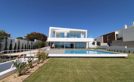 Villa in Praia De Porto Mós, Sao Goncalo de Lagos, Algarve 1