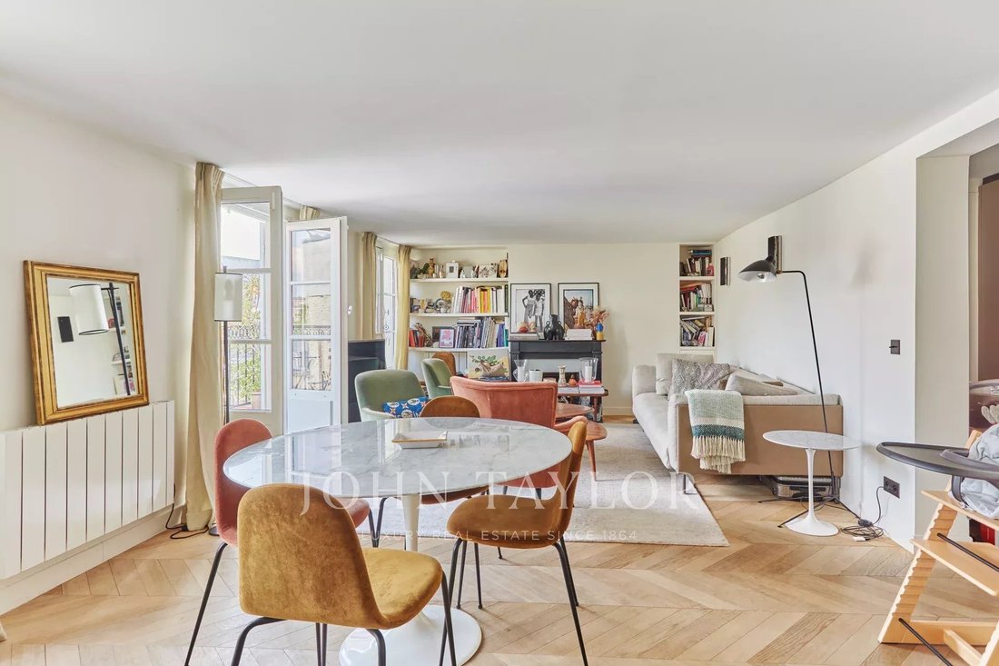Apartment in Invalides, Paris 7e Arrondissement, Paris 2 - 12798779