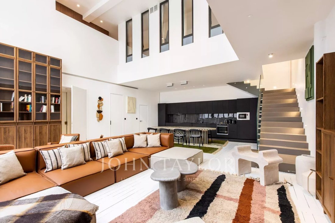 Apartment in Lorette-Martyrs, Paris 9e Arrondissement, Paris 2 - 15277243