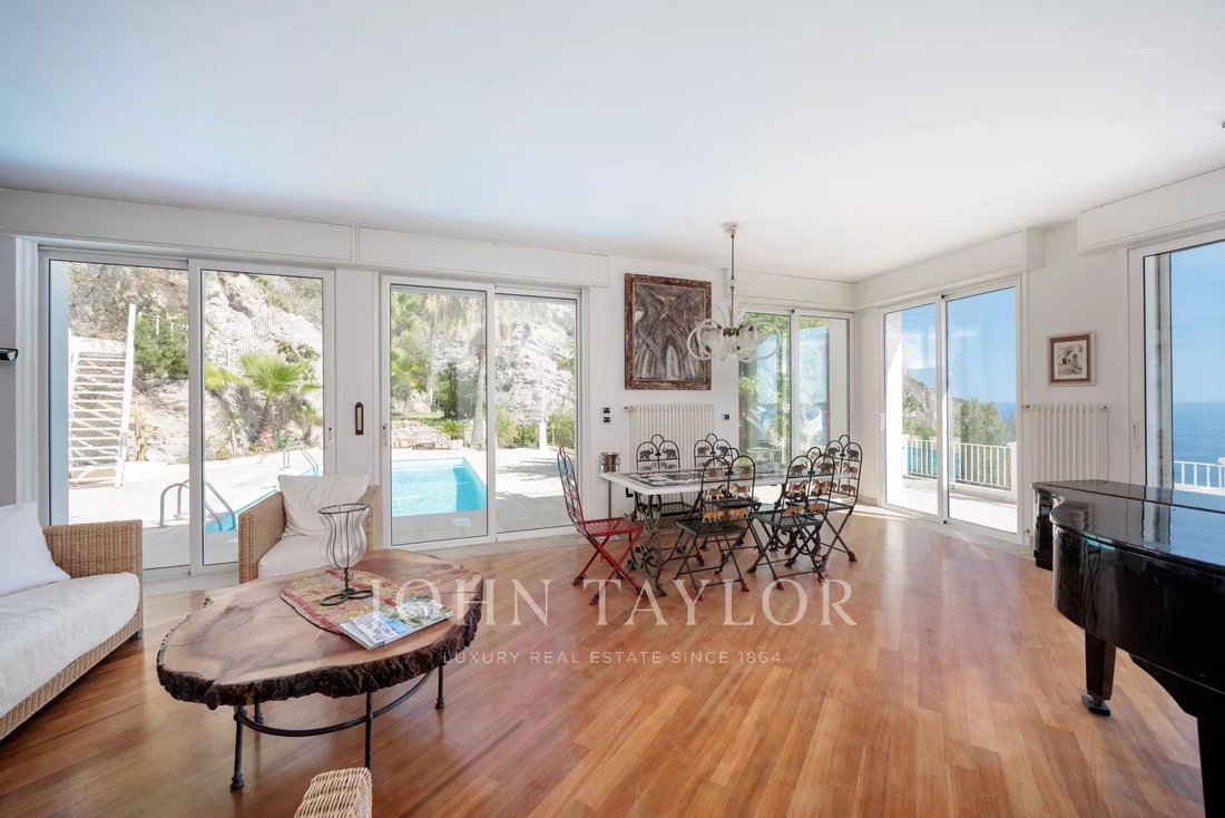 Villa in French Riviera, Provence-Alpes-Côte d'Azur, France 5 - 13274096