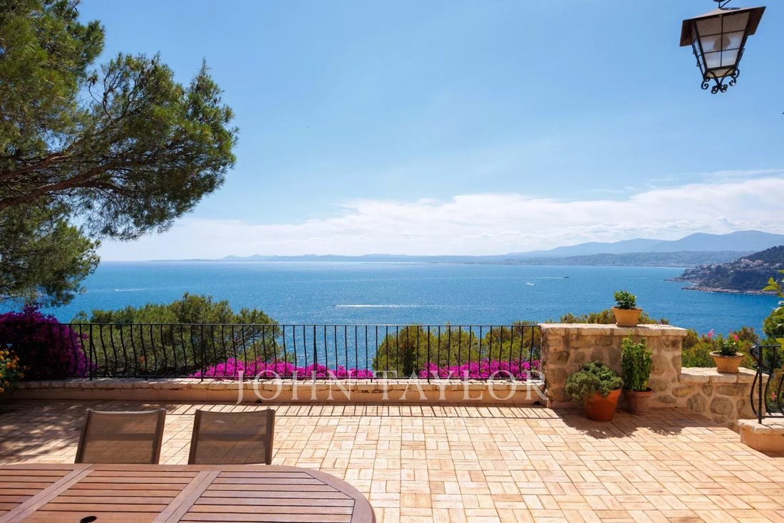 Villa in Saint-Jean-Cap-Ferrat, Provence-Alpes-Côte d'Azur, France 5 - 14487284