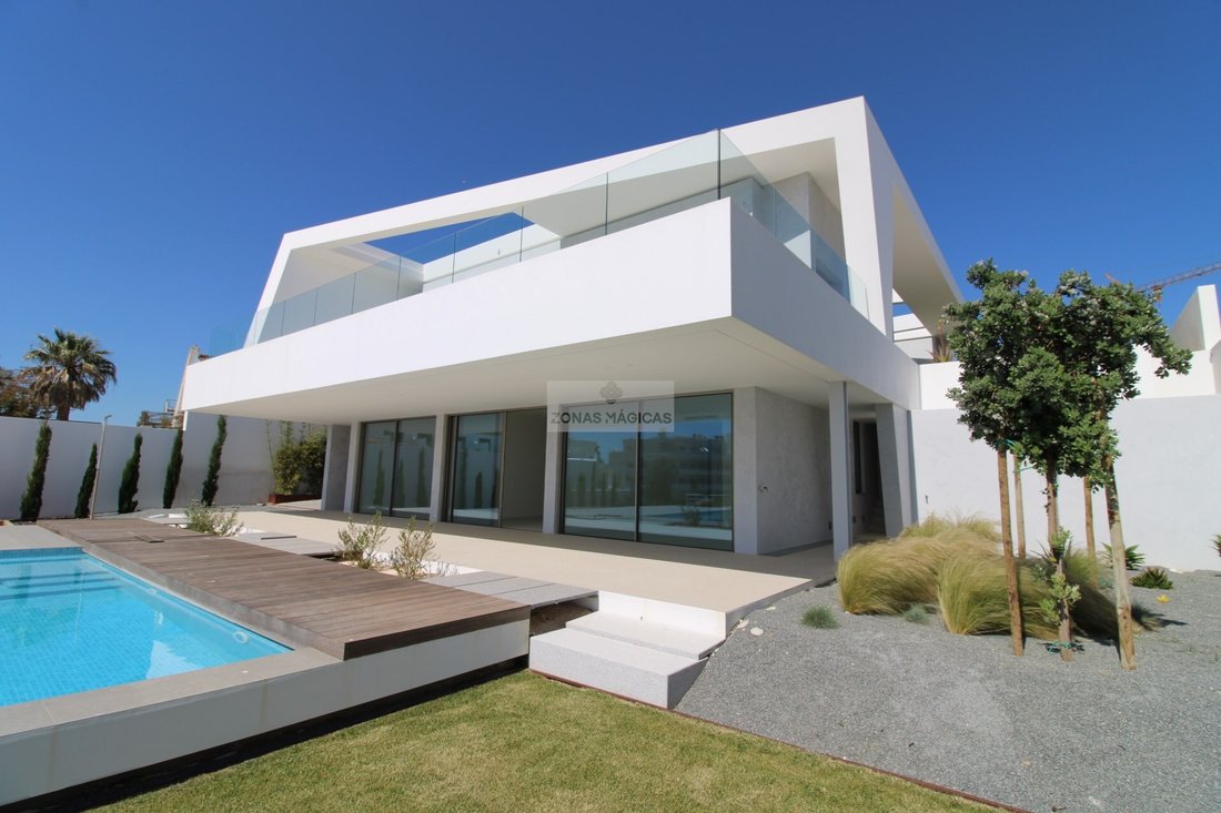 Villa in Praia De Porto Mós, Sao Goncalo de Lagos, Algarve 2 - 11789808