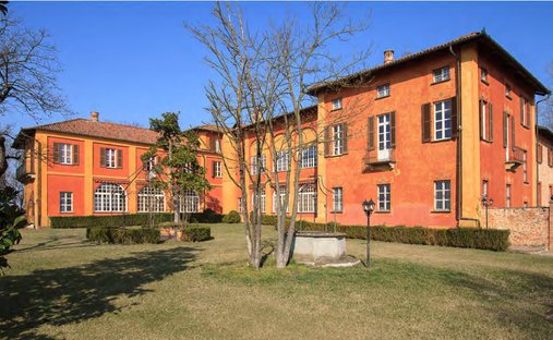 Castle for Sale in Lavezzole, Piedmont, Italy