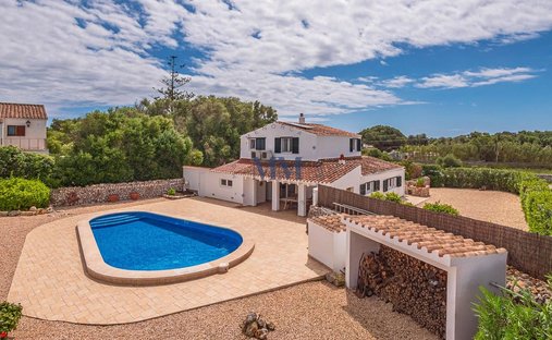 Landhaus in Sant Lluís, Balearische Inseln, Spanien 1