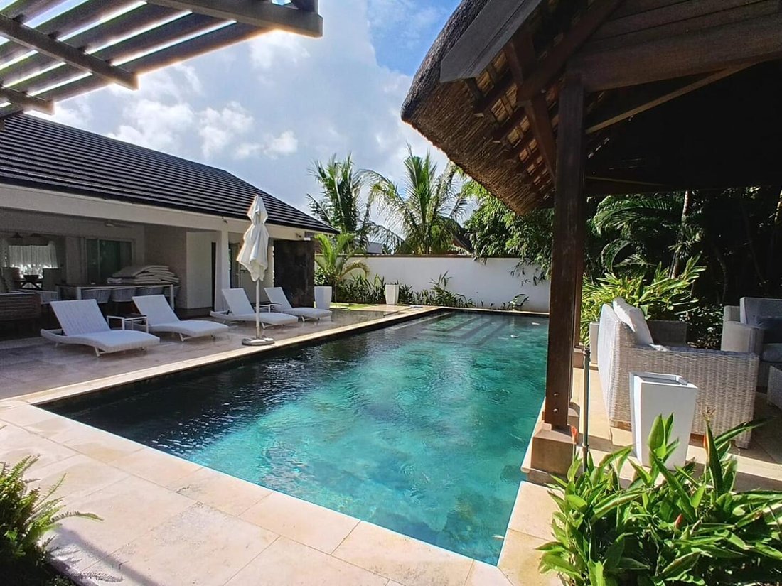 Villa in Grand Baie, Rivière du Rempart District, Mauritius 3 - 15536913