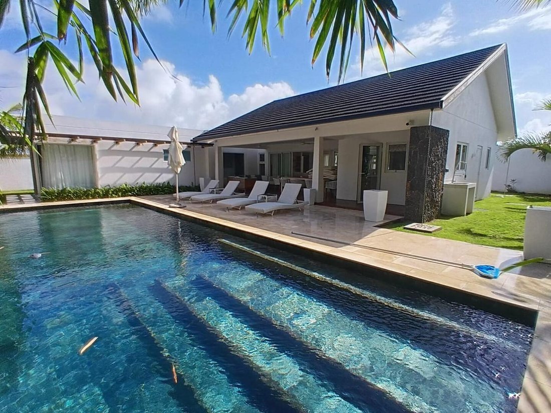 Villa in Grand Baie, Rivière du Rempart District, Mauritius 4 - 15536913