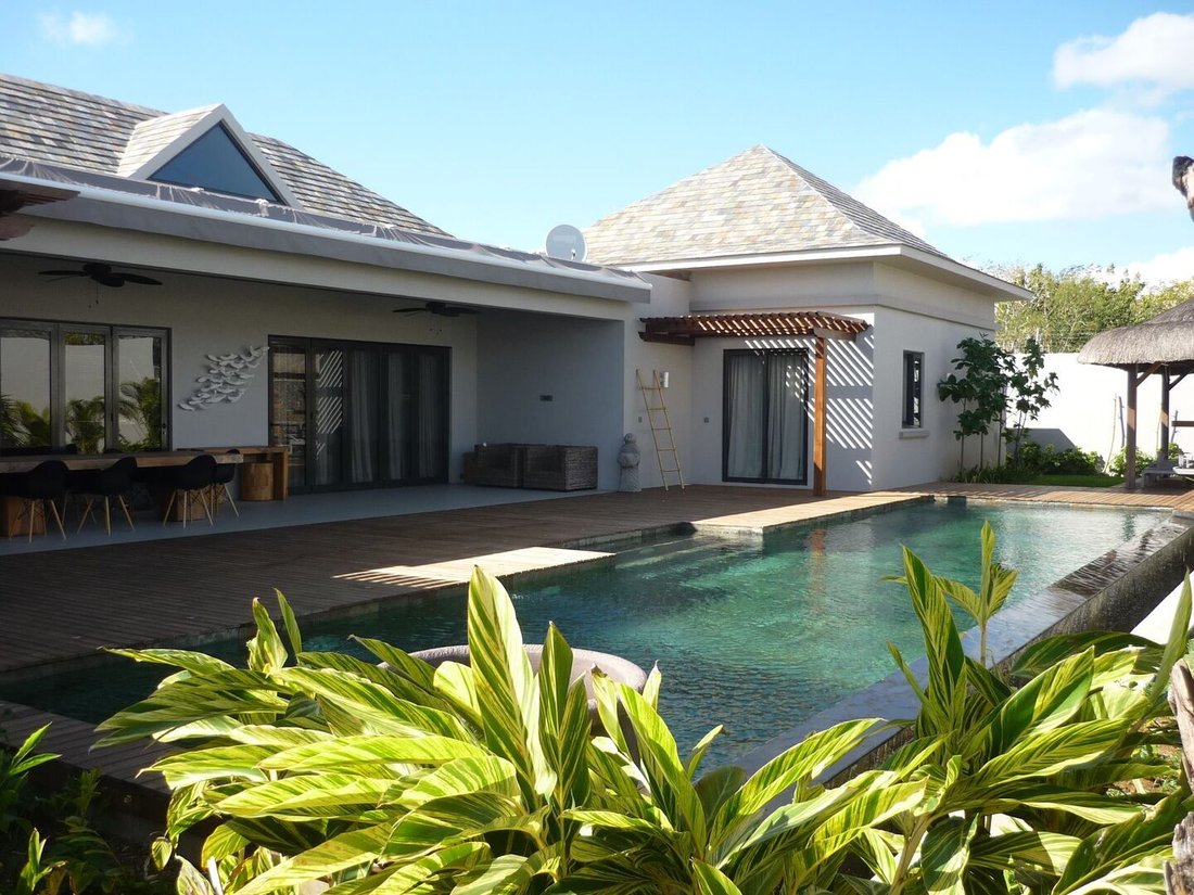 Villa in Grand Baie, Rivière du Rempart District, Mauritius 1 - 15537911