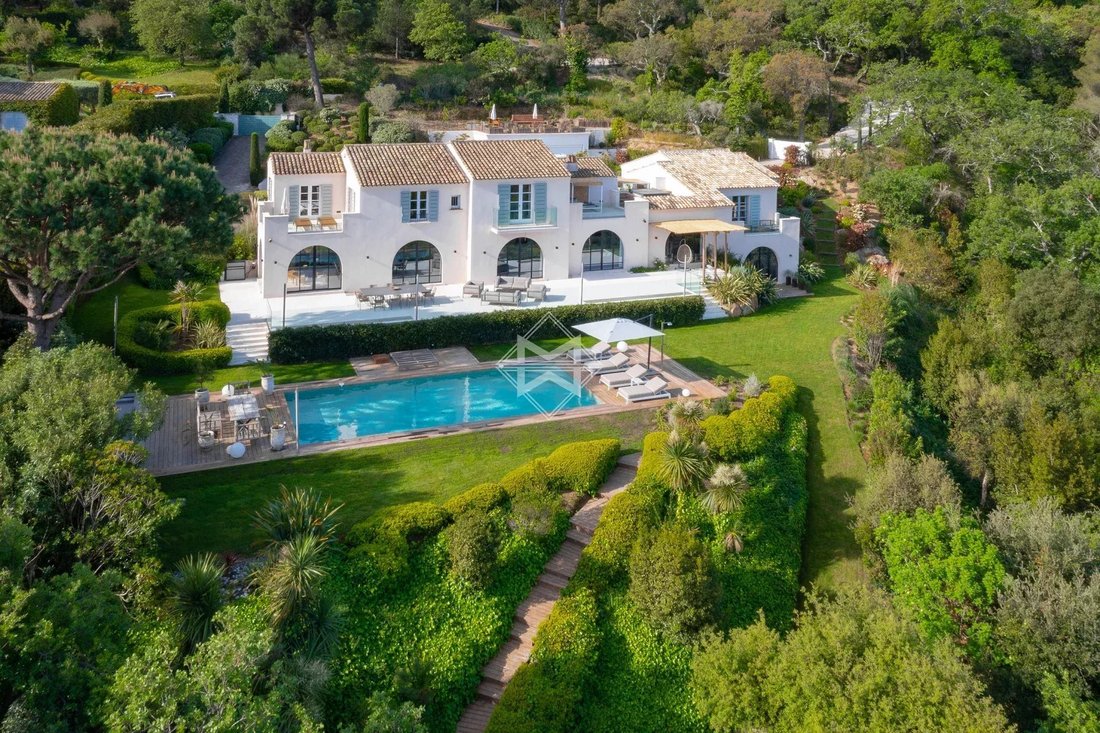 House in Ramatuelle, Provence-Alpes-Côte d'Azur, France 1 - 11241325