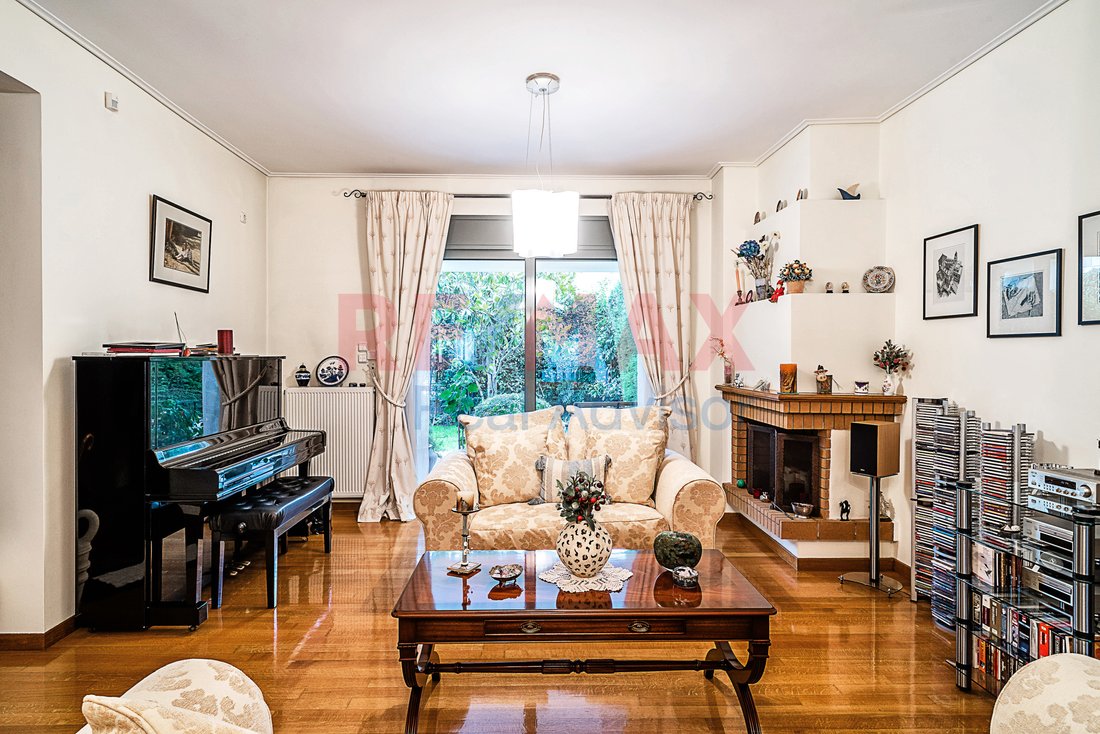Apartment in Kifisia, Attica, Greece 1 - 15218113