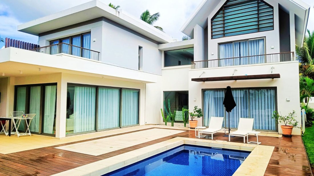 Villa in Grand Baie, Rivière du Rempart District, Mauritius 1 - 15537889