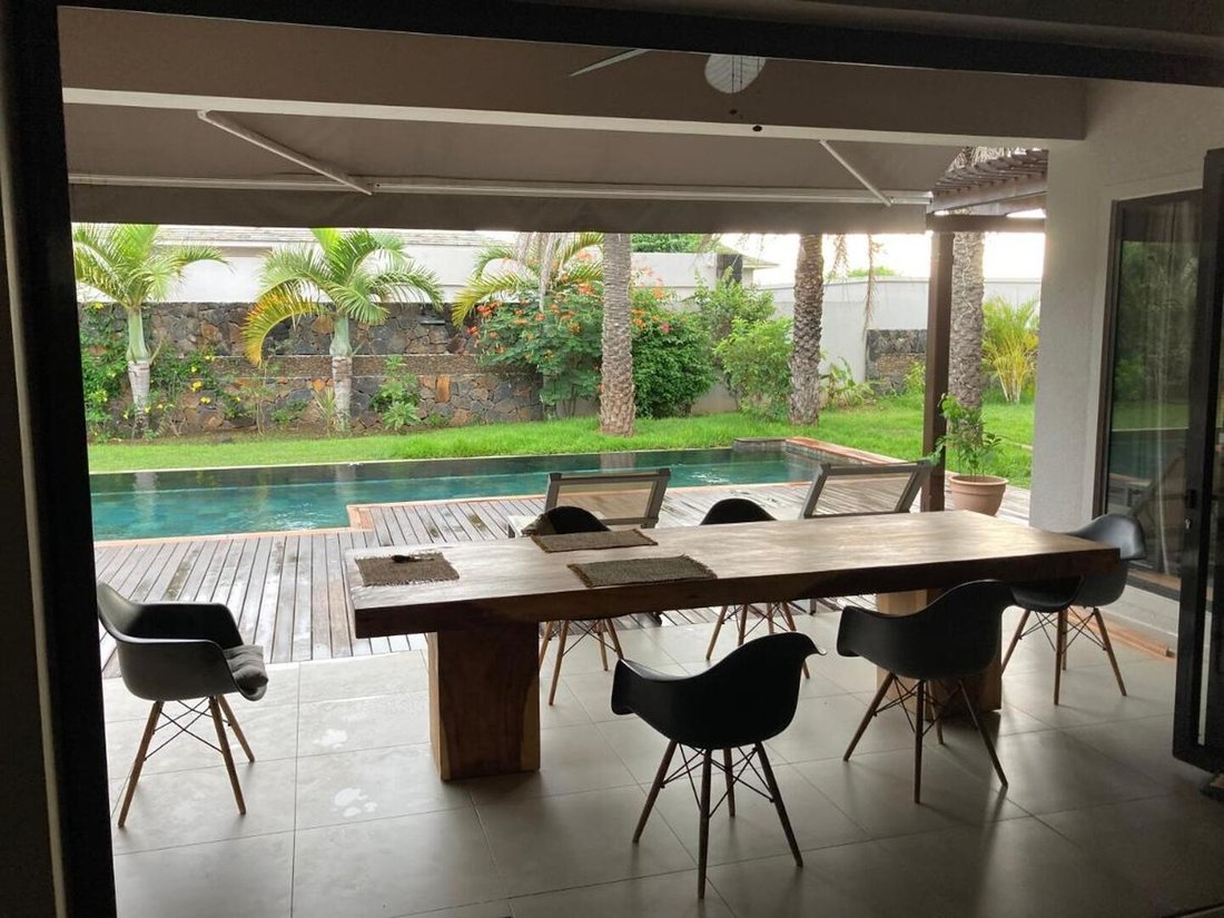 Villa in Grand Baie, Rivière du Rempart District, Mauritius 4 - 15537911