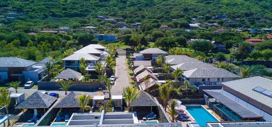 Villa in La Preneuse, Rivière Noire District, Mauritius 2 - 15536898
