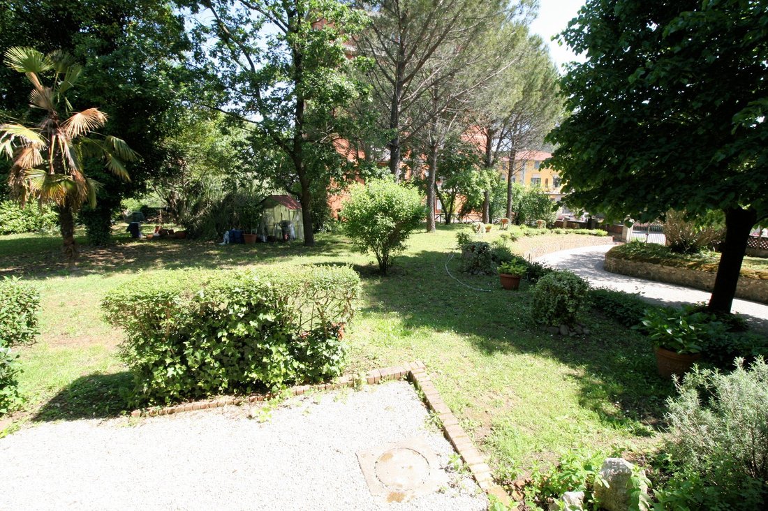 Villa in Altopascio Centro, Altopascio, Tuscany 2 - 15539726
