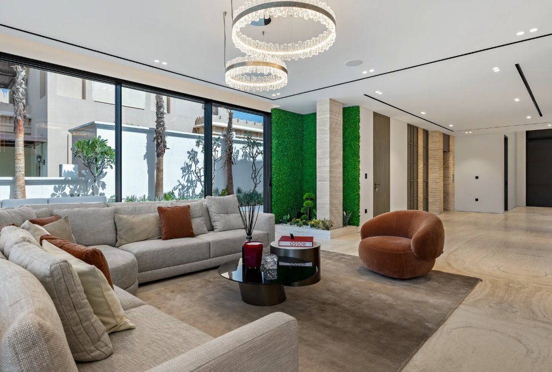 Villa in Palm Jumeirah, Dubai, United Arab Emirates 2 - 15540689