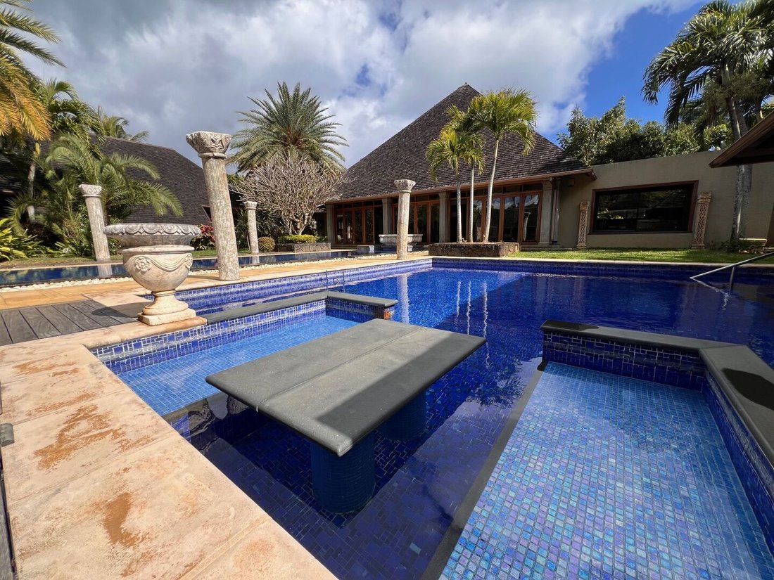 Villa in Grand Baie, Pamplemousses District, Mauritius 1 - 15540927