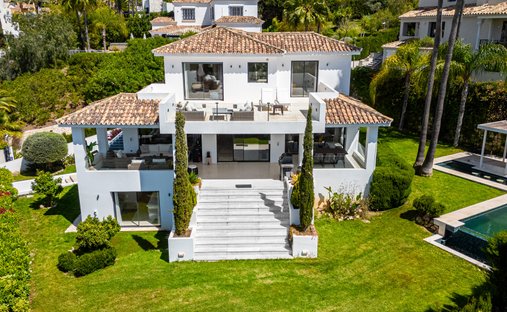Villa in Puerto Banus, Marbella, Spain 1