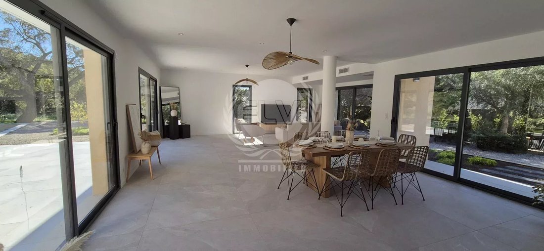 Villa in Le Plan-de-la-Tour, Provence-Alpes-Côte d'Azur, France 3 - 15292002