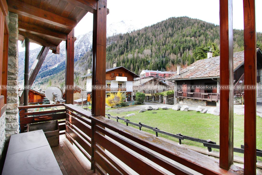 Chalet à Courmayeur, Vallée d'Aoste, Italie 1 - 15535405